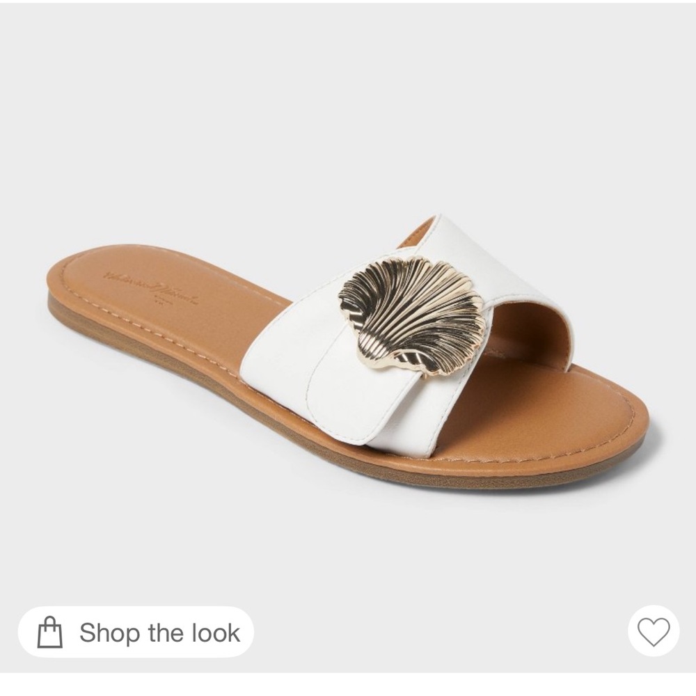 Universal Thread Nesryn White Slide Sandals with Shell Accent Memory Foam